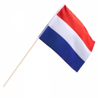 St. Polyester zwaaivlag Nederland (30 x 45 cm / 76 cm per 12